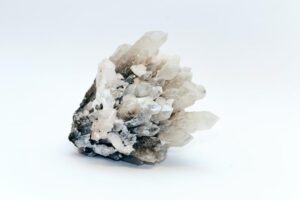 a single tourmalated quartz